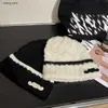 mode kvinnor hatt designer beanie höst vinter varm unisex stickade kvinnors hattar stickade tillbehör män mössa med låda blommor märke skalle mössor 21 dec