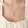Hänghalsband titanstål guldpläterad mode kubansk länkkedja nisch design naturlig sötvatten pärla inlagd formad halsband