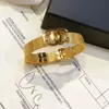 Hochwertige Charm-Armbänder aus 100 % Edelstahl für Herren und Damen. Designer-Armband mit extravagantem Marken-Doppelbuchstaben, vergoldet, Fashi3497