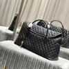 Grande sacche da viaggio in pelle trapuntata ES oversize Donne da uomo Keepall Sport Sport Clutch Garsenger Borse Luxurys Fashi