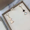 Stud Küpe Avrupa lüks yüksek takı gül altın doğal taş üç fan etek kadın moda markası zarif kişiselleştirilmiş hediyeler