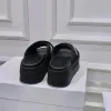 Mesh jacquard stof flatglaasjes slippers lederen zool platform sandalen triomphe gestempeld open teen luxe ontwerper dames zomer casual schoenen fabrieksschoenen