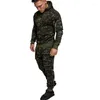 Trainingspakken voor heren Trainingspak voor heren Camouflage Sweatshirts en joggingbroeken met capuchon 2-delige set Street chic Heren Joggen Training Sportkleding 3XL 4XL