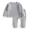 Autumn Winter Baby Girls Meninas de cor sólida Cloths Roupess Suit Ins Infant Sweater Pijama Conjunto 231221