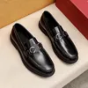 Luxury Dress Shoes Men äkta läder gentleman retro brun svart designer loafers skor klassiska bröllopskontor affärsformella skor