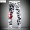 Mens Jeans Male American Flag Tryckt Streetwear Casual Pants Fashion Harajuku High Elastic Slimhip Hop Straight Denim Trousers 231220