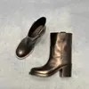 Design sesja metalowa skórzana aksamitne buty 2023 Zimowe damskie kostki na obcasie spiczasty palec stóp stałe 231220