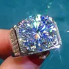 Anelli Nuovo stile Anello da uomo con diamante Moissan Pietra principale Singolo tondo da 10 carati, Otto cuori e frecce Tagliati Bocca viva Accessorio per gioielli