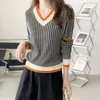 Chandails pour femmes Internet entièrement correspondant à Slim Fit V-Neck Fashion Brand Coumor Color Sweater Plus Taille Vêtements