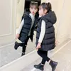 チャイルドチョッキの子供用アウターウェア冬のコート子供服