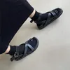 Sandálias de fivela tornozelo férias de praia ao ar livre planos de couro clássicos sapatos casuais de verão sandalias mujer cross strap chaussures 397 25300