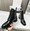 Master's Classic Women Women Short Boots Lace Up Round Head Head Whobed Back مع بطانة جلد البقر المليئة بالجلد اللامع غير اللامع من الجلد 35-41 ، عملت بشكل مثالي