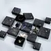 Boîte de bijoux noire de Terre Septwandering Simple Collier d'espace romantique Radium Silver Silver Pendan2821