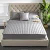 Adorehouse Washable Bed Cover Queen Size Monterad Bed Sheet 140x200cm Madrass Cover präglad quiltad King Madrass Protector 231220