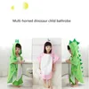 Gezonde zachte baby Baby Hooded Bathrobe Cartoon Dinosaur Poncho Hooded Children Bath Kid Strandhanddoek Bathrobe Ademen Pyjama 231221