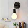 Lampa ścienna Nordic Postmodern z litego drewna małe proste żelazne lustro przednie korytarz łazienki sypialnia sypialnia sypialnia