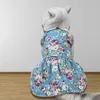 猫の衣装素晴らしいペットの服を着ている目を引く通気性魅力的な犬の夏の花柄のドレススカートショーユニークな魅力