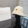 겨울 니트 비니 디자이너 캡 세련된 보닛 드레스 가을 모자 남성용 두개골 야외 여성 카펠리 비니 니트 모자