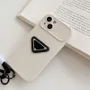 Étui de téléphone de concepteur Hanging Corde Casband Cas pour iPhone 15 Pro Max Plus 14 13 12 11 XS XR 8P 7 Brand Triangle Triangle Stopase Stockproof Couper Shell