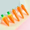 Fleurs décoratives 4 pcs mini carottes de cuisine décor de décir pour la petite simulation de simulation plaine alimentaire de la ferme simulée en pvc accessoires