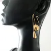 Bengelen oorbellen gouden kleur mode ronde roestvrijstalen sieraden eenvoudige waterdruppel voor vrouw grils persoonlijkheid e16zbxajaj