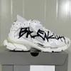 balenciaga balenciaga balenciagaa track balenciaga's shoes runner 7.0 【code ：L】Moda gündelik ayakkabı koşucusu 7.0 tasarımcı erkekler duyu sense kadın bordo eğitmenleri spor