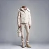 2023 Kış Kadın Down Ceket Kadınlar Kısa Kadife Lamba Kapşonlu Klasik Ekmek Küfür Ceket Tasarımcı Lüks Sıcaklık Kalınlaştırılmış Katlar Kadın Giydi