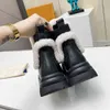 Ünlü Tasarımcı Ayakkabı Podyum Modeli Klasik Konforlu Kabartmalı Deri Etiket Sert giyinen deri dış taban Yüksek Merhametli İnek Süet Yards 35-41