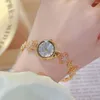 Wristwatches UTHAI CQ126 Selling Lucky Clover Diamond Bracelet Women's Watch Casual Fashion Versatile Quartz For Women