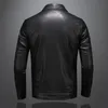 Chaqueta de cuero de motocicleta para hombres de bolsillo gran tamaño negro solapa de solapa delgada y otoño de alta calidad PU Coat M-5xl 231221