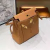 70 % de réduction sur les magasins d'usine Cuir véritable texturé avec sac à dos en peau de vache et sac à dos avec son réseau et son sac à dosKe mensbag tre en vente