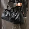 Bolsa de viagem para homens genuínos couro casual bagagem de mão de alta capacidade saco de ombro bolso de sapato para laptop de 18 polegadas 231221