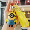 Toys de doigt Ornement de dessin animé Migne Finger Toy Tendage Minions Minions SCHOOL SCHOOL POULLE POUPLE CORTICLE TRENDY Play Play Car Keyring Drop de Dhjes