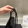 肩の有名なフランスのデザイナー女性ファッショナブルなクロスボディバッグ9A本物の革の黒コレクションレディースクラシックバッグ新しいオリジナルキャンディーチェーンメッセンジャー