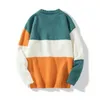 Maglioni maschili uomini sciolti maglione taglio colorblock a maglia con fitta elastica pullover elastico per calore invernale autunno unisex mid