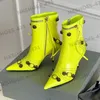 Sandales de créateur marque de luxe cloutée à bout pointu femmes talons hauts chaussures de robe en cuir breveté