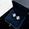 S Sterling Sier Love Clover Designer Orecchini per le donne Brand Cine Flower Ol Engagement Elegant Charm Bar Rings Earring Birthday Regalo di compleanno Gioielli