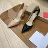 Отсуть туфли патентная кожаная черная шпилька на каблуке заостренные пальцы с супер высокими каблуками женский профессиональный сексуальный сексуальный знакомство