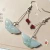 Dangle Küpeler Doğal Zümrüt Kelebek Bead Jade Diy Cazibe Takı Moda Aksesuarları El Oyunculu Adam Ahd Kadın Luck Tepkisi Hediyeleri