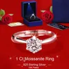 1CT Mulheres Moissanite Anéis 925 Prata esterlina 18K Diamante de diamante Top Lady Wedding Ring Presente com caixa ajustável Fash297i