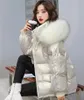 2023 Winter Down Jacket 여성 코트 모피 칼라 후드 패션 스팽글 재킷 암컷 겉옷 여성 코트 따뜻한 실버 231221