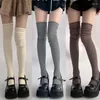 Skarpetki damskie Masowe pończochy termiczne dla długich modnych swobody nad kolanami ciepłe bawełniane zimowe legginsy rurowe