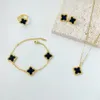 Vintage 4 Leaf hanger ketting armband oorbellen ring voor vrouwen mode goud vergulde klaver sieraden set cadeau 231221