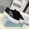 Sneaker in nylon a doppia ruota Sneaker Sneakers Spettate Sole da suola per donne Desert Platform Sneakers Sneaker Luxuria con foglio di luce impermeabile