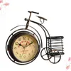 Table Corloges 1PC Forme de vélo Clock Retro Creative Iron Iron Craft Ornement Ornement pour la décoration EL du magasin de maison sans batterie (bronze)