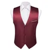 Camiseta de tanques de lujo para hombres sólido Borgoña Borgoña Satén Slim Fit Chaqueta de cintura Boda Fiesta formal Negocio Maneveless Chaqueta Barry Wang 231222