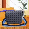 Designerskie mężczyźni kobiety Messenger Bag teczka skórzana torba krzyżowa torba na ramię czarna torebka laptopa torba na ramię w torbie bukmacher