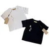 Luksusowe zestawy odzieży dla dzieci Summer Boys Girls Letter Drukukowana koszulka z krótkim rękawem Dwukomowe projektant marki ubrania dla dzieci 100 cm-150cm H02
