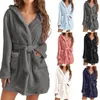 Frauen Nachtwäsche Frauen Winter flauschiger Badrobe Ladies Kapuzenkleid Dicke warme Bademantel Pyjamas Koralle Fleece lange Nachthemd