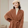 Cardigan vuoto casual da donna di alta qualità 100 Merino lana sciolta in cashmere addensato femmina femmina gocciolaio autunno inverno 231221
